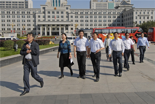 5e7421dc52e3a.jpg 8628e0f1dccd81310f3544f4a75eaf1f.jpg