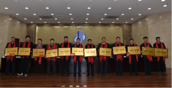 5e7860e0524ad.jpg 15f332389b702868e1daad2b5219cb7b.jpg