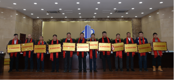 5e78615af38e9.jpg 81ef4d46fad3405fb2ee63d6cda57c5c.jpg